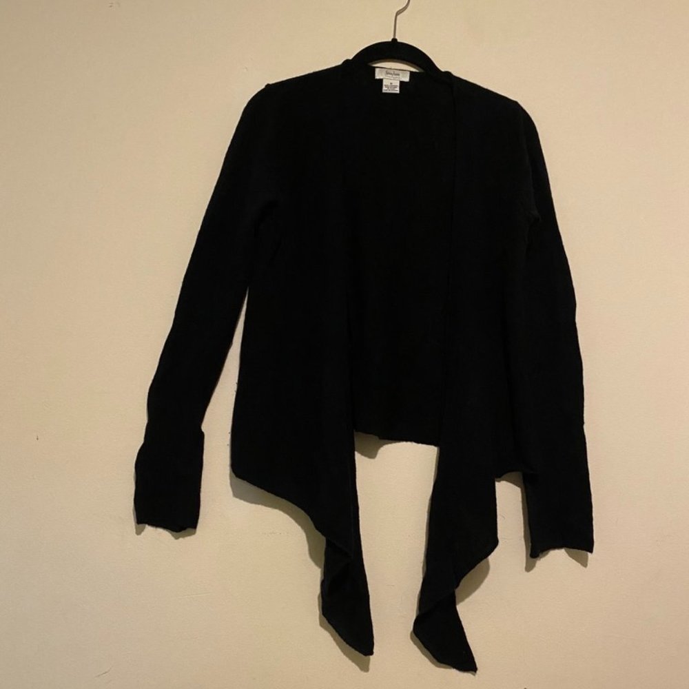 Neimann Marcus Black Cashmere Wrap Around Sweater size Medium